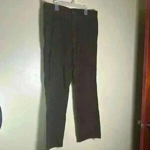 Man brown corduroy case Stevens size 40.